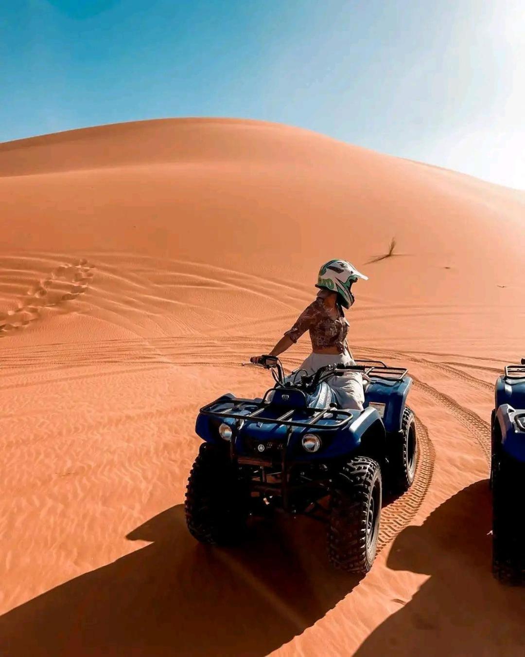 Merry Desert Camp Luxury tent